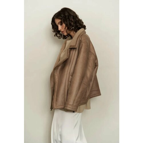 Laluvia Beige Shelby Fur Lined Leather Coat Cene