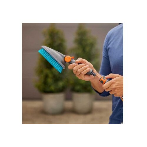 Gardena Cleansistem Podesiva hard M četka za pranje, sa priključkom za crevo Cene