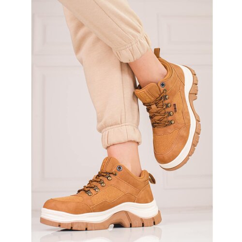Big Star Women's sneakers BIG STAR KK274362 on a thick sole Cene