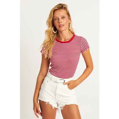 Cool & Sexy Women's Red-White Striped Blouse