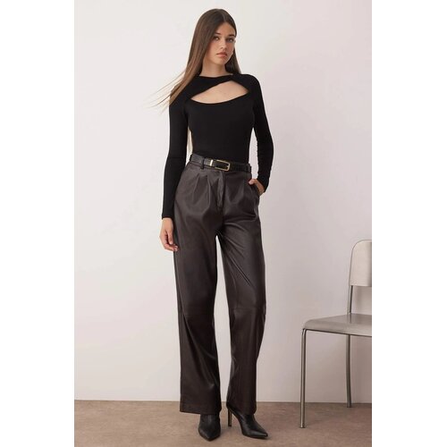 TRENDYOLMILLA ženska bluza Twoaw26Bz00126, Crna-Crna Slike