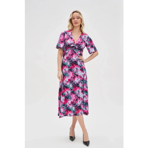 Marisse Patterned Fuchsia Dress With A Neckline Cene