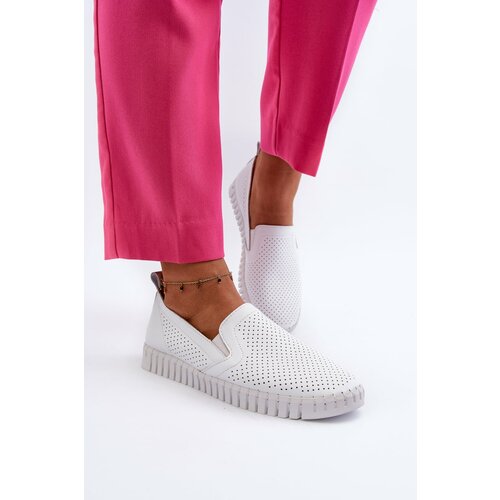 Kesi Women's openwork leather slip-on shoes, white Theophia Cene