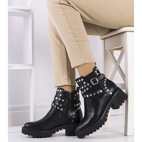 D/CEO Black patent leather insulated boots Campi Slike