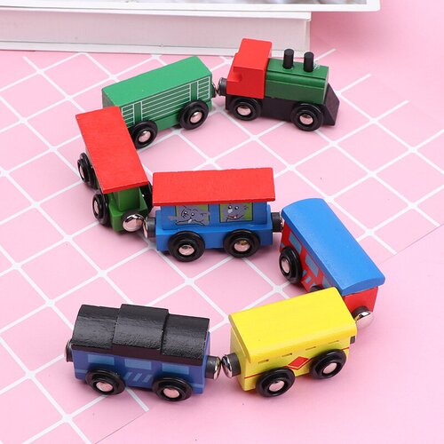 Lean Toys set lesenih vlakcev in lokomotiv z magnetom, 12 kos Slike