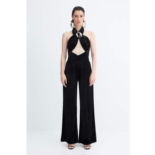 Trendyol X Zeynep Tosun Black Accessory Detailed Velvet Jumpsuit Cene