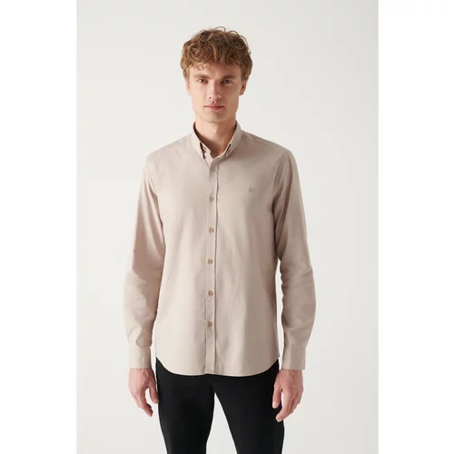 Avva Men's Beige Oxford 100% Cotton Buttoned Collar Standard Fit Regular Cut Shirt