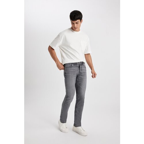 Defacto Wiser Wash Pedro Slim Fit Slim Fit Normal Waist Narrow Leg Jean Trousers Cene