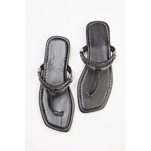 Trendyol Shoes ženske sandale TAKSS26TE00010, crne Cene