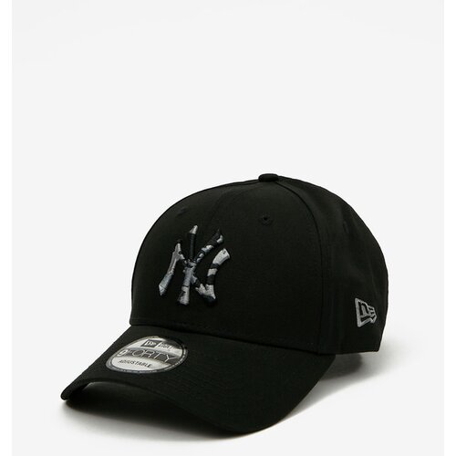New Era New York Yankees 9Forty &amp;Scaron;iltovka Črna Slike
