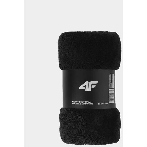 4f Towel Cene