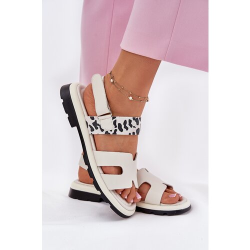VINCEZA Ladies Leather Sandals On Flat Heel Leopard Cene