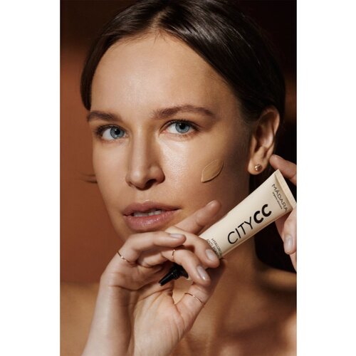 M&amp;Aacute;DARA CITY CC Anti-Pollution CC Cream SPF 15 - Medium Slike