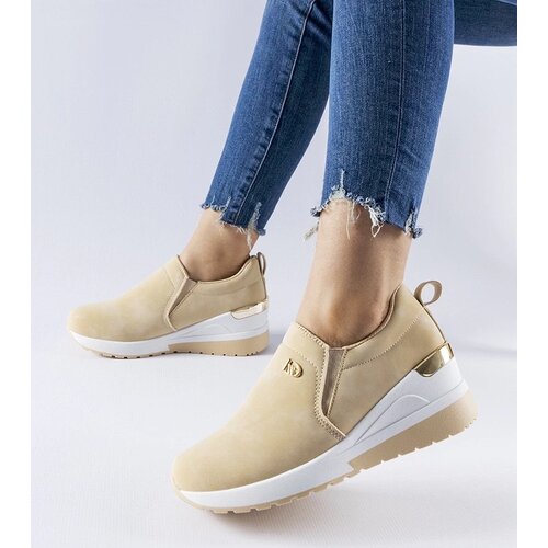 D/CEO White trainers Justar Cene