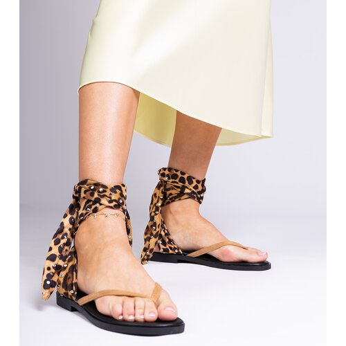 D/CEO marka niezdefiniowana Leopard print thong sandals tied around the leg Santrium Slike