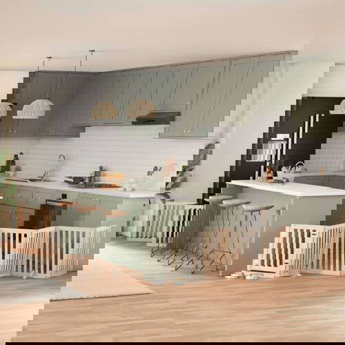 vidaXL Ograda za pse z vrati zložljiva 15 panelov 750 cm topolovina Cene