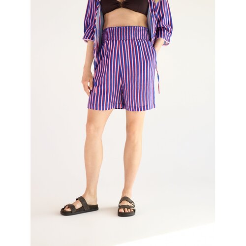 Reserved LADIES` SHORTS - šaren Cene