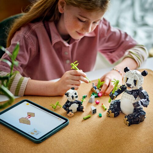 Lego Creator 3in1 - Divlje životinje: obitelj panda (31165) Slike