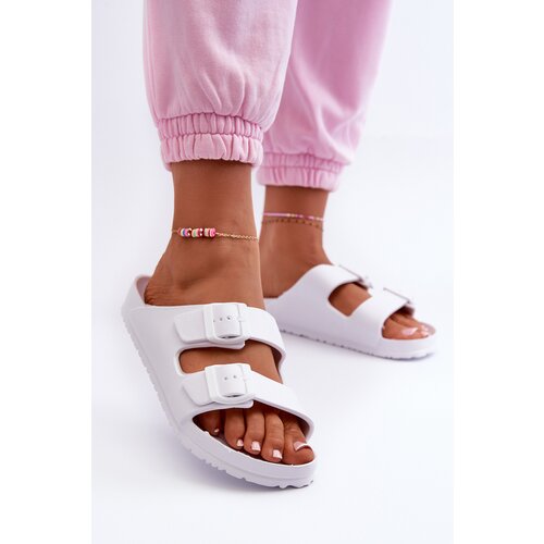 Kesi Women&amp;#039;s foam slippers with buckles white Luciene Slike