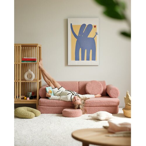 Wigiwama Rožnata otro&amp;scaron;ka sedežna garnitura iz tkanine boucl&amp;eacute; 132 cm Settee &amp;ndash; Slike