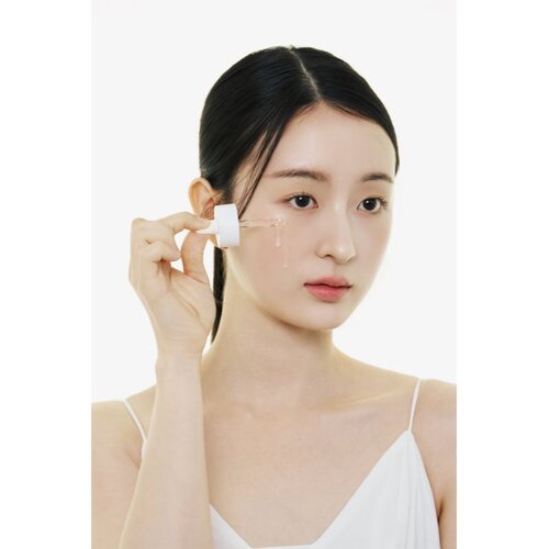 SKIN1004 SKIN 1004 Madagaskar Centella Niacinamide 10% Boosting Shot Ampoule 30ml Slike