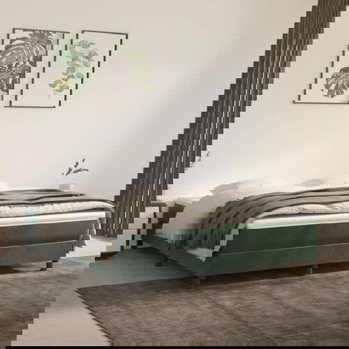 VidaXL Krevet s oprugama i madracem tamnozeleni 180x200 cm bar&amp;scaron;unasti Slike