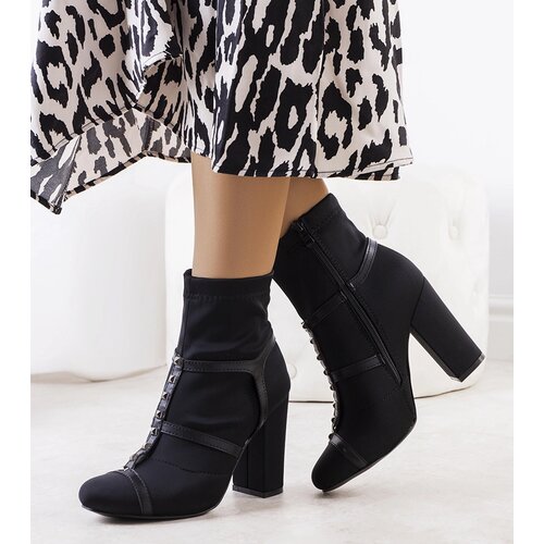 Gemre Black block-heeled ankle boots Dagma Cene