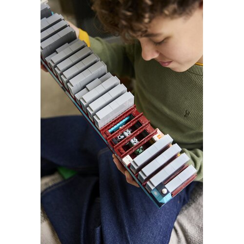Lego Iconic - Kontejnerska ladja Maersk na dve vrsti goriv (40955) Slike