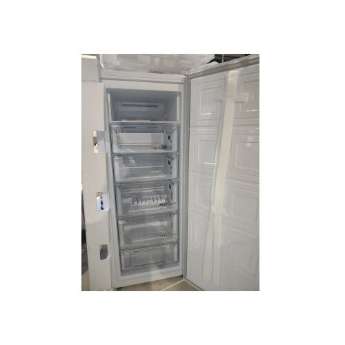 Beko B3RFNE274W Vertikalni zamrzivač OUTLET Cene
