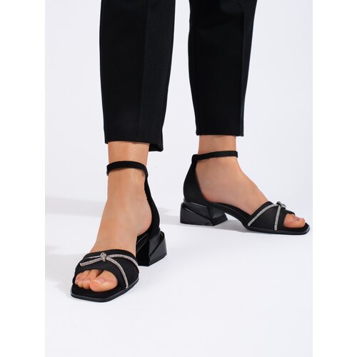 GOODIN Black suede sandals with no heel Slike
