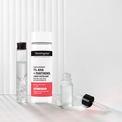 Neutrogena Clear&amp;amp;Defend tečni eksfolijant 125ml Slike