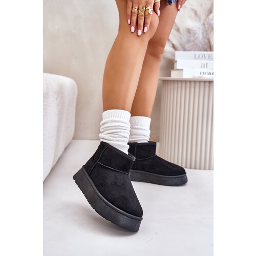 Kesi Low women&amp;#039;s snow boots on a platform insulated with black fur Saldren Slike