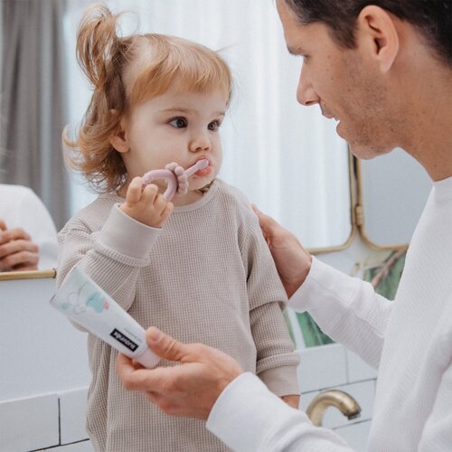 Suavinex Baby Training Toothbrush zobna &amp;scaron;četka za otroke 0-2 y Green 1 kos Slike