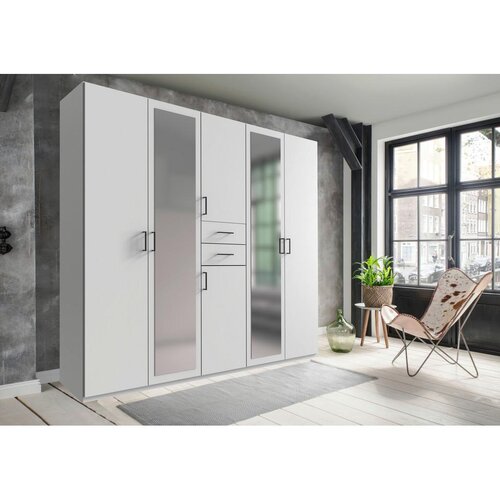 Modern Living Omara S Klasičnimi Vrati Dillingen, Bela Slike