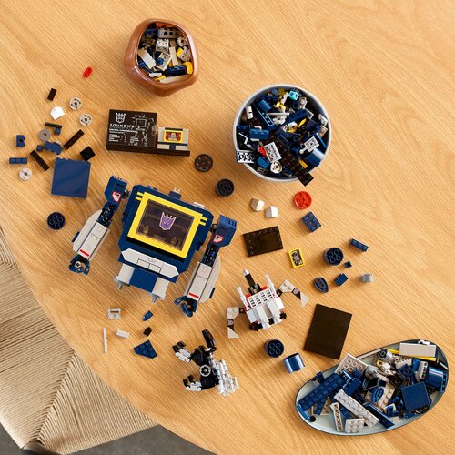 Lego Icons - Transformers: Saundvejv (10358) Slike