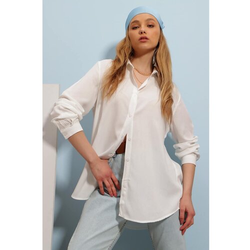 Trend Alaçatı Stili Women's White Basic Viscon Shirt Slike