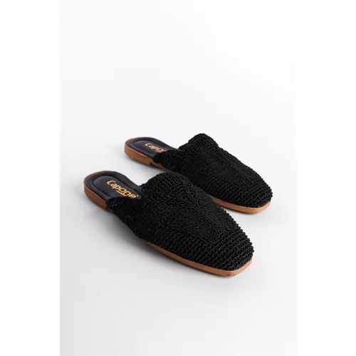 Capone Outfitters Women's Slippers