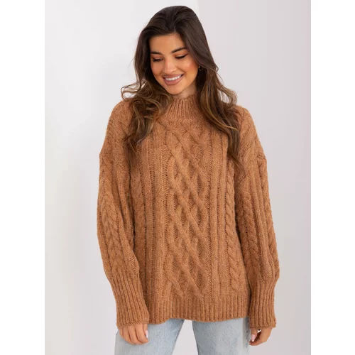 Fashion Hunters Camel sweater with cables and cuffs