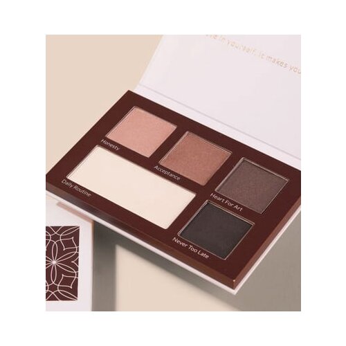 Kia-Charlotta vegan eyeshadow - peace of mind Cene