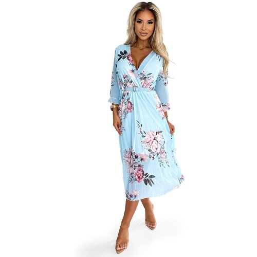 Numoco basic Pleated midi dress with a neckline and belt Numoco Slike