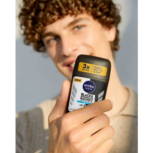 Nivea Men Black &amp;amp; White Invisible Fresh trdi antiperspirant za mo&amp;scaron;ke 50 ml Slike
