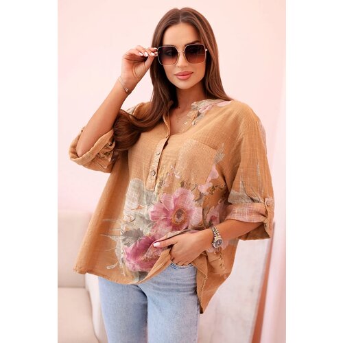 Kesi Włoski Women's cotton blouse with a floral pattern and buttons - camel Cene