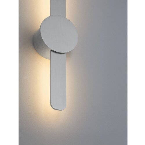 Nova Luce Aluminijasta LED stenska svetilka v mat srebrni barvi Norei &amp;ndash; Slike