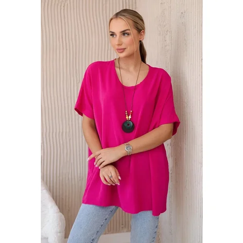 Kesi Oversized blouse with fuchsia-colored pendant