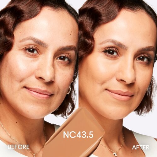 MAC Cosmetics Studio Fix Fluid SPF 15 24HR Matte Foundation + Oil Control matirajući puder SPF 15 nijansa NC43.5 30 ml Slike