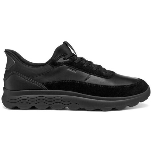 Geox Nizke superge Spherica Plus A Črna Slike