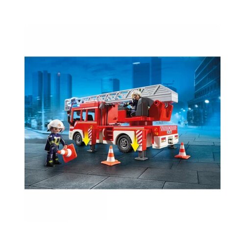 Playmobil vatrogasni kamion sa merdevinama Slike