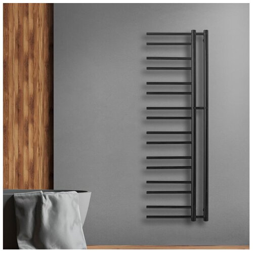  p.m.h. T2B-L - peškirni rebrasti radijator za kupatilo theia 352W 154 cm leva/crna Cene