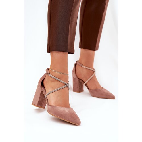 Boto Pumps With Pointed Toes And Decorated Straps On A Heel Dark Beige Verithas Cene