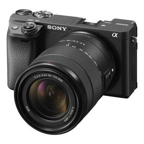 Sony Alpha 6400 + Objektiv E 18-135mm